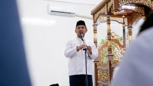 Safari Ramadan di Masjid An Nur, Camat Ujung Pandang Gaungkan Program Jagai Anakta
