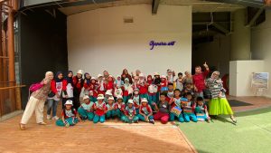 Murid Kelas 4C SDI Unggulan BTN Pemda Makassar Outing Class di Ganara Art Nipah Park