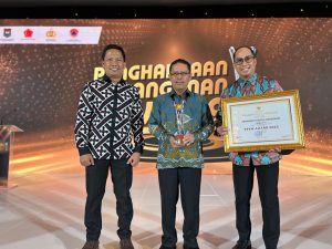 Dianggap Berhasil Kendalikan Covid-19, Pemkot Makassar Raih Penghargaan PPKM Award 2023