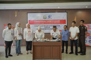 Perumda Air Minum-Kejari Makassar Tandatangani Piagam Kerjasama Bidang Perdata