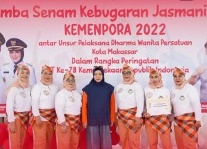 Camat dan Ketua DWP Tamalate Beri Dukungan ke Tim Lomba Senam Kebugaran Jasmani Kemenpora 2022