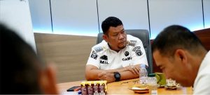 Camat Emil Yudianto Ingatkan Jajarannya Optimalkan Pelayanan Masyarakat
