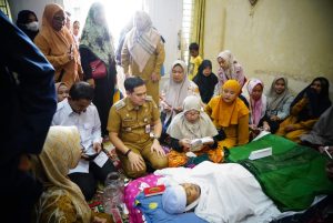 Camat Mamajang Melayat ke Rumah Duka Imam Kelurahan Mandala