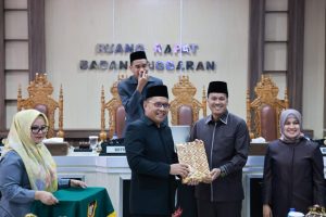 Wali Kota Makassar Dukung Ranperda Pengolahan Limbah Bahan Berbahaya dan Beracun