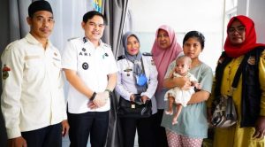 Kunjungi Balita Penderita Kurang Gizi, Camat Mamajang Janji Beri Fasilitas Pengobatan