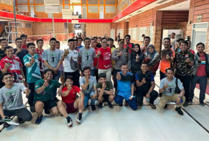 Camat Rappocini Hadiri Pembukaan Kegiatan Badminton CUP II