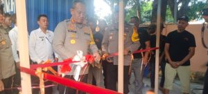 Kapolrestabes Bersama Camat Mariso Resmikan Balla Barakka, Perpustakaan Mini dan Pencucian Steam Binaan