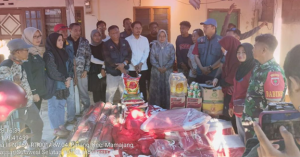Dinsos Makassar Salurkan Bantuan Bagi Warga Terdampak Kebakaran di Kelurahan Parang