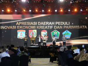 Kota Makassar Dianugerahi Penghargaan Bergengsi dari Kompas TV sebagai Daerah Inovasi Ekonomi Kreatif dan Pariwisata
