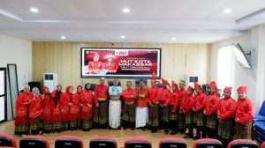 Kecamatan Ujung Pandang Kompak Pakai Baju Adat di HUT Kota Makassar ke 416 Tahun