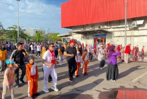 Peringati Hari Guru Nasional, Pemerintah Kecamatan Panakkukang Gelar Senam di 11 Kelurahan