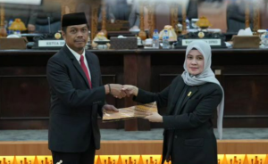 Hadiri Rapat Paripurna DPRD, Kepala Bapenda Makassar: Pendapatan Daerah Sebesar Rp4,5 Triliun
