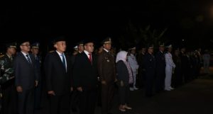 Danny Pomanto Berkhidmat pada Apel Kehormatan dan Renungan Suci di TMP Panaikang