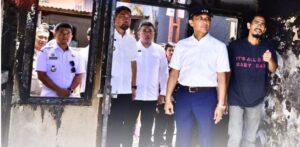Camat Mamajang Dampingi Pj Gubernur Sulsel Sambangi Lokasi Kebakaran di Jalan Badak