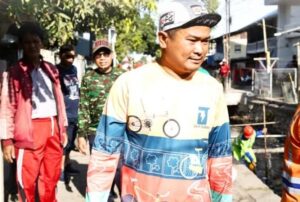 Camat Mamajang Pimpin Sabtu Bersih di Kanal Bhayangkara