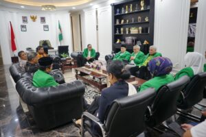 Wali Kota Makassar dan Pimpinan UMI Bahas Strategi Pendidikan Berkelanjutan di Makassar