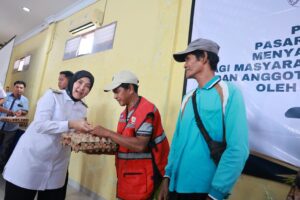Wakil Wali Kota Makassar Hadiri Penyaluran Paket Pasar Murah di Gereja Toraja Jemaat Sudiang