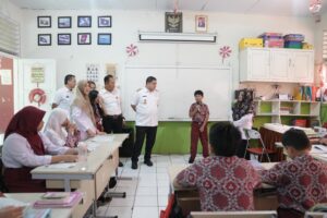 Sidak ke SD Mangkura, Munafri Soroti Fasilitas dan Kebersihan Sekolah