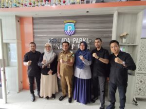 Pemkot Parepare Studi Komparasi Pengelolaan Parkir dan Pembayaran Non Tunai di Makassar