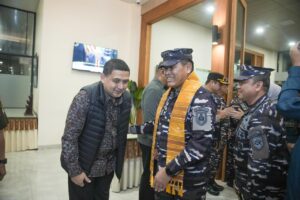Wali Kota Makassar Munafri Arifuddin Jemput KSAL di Lanud Sultan Hasanuddin