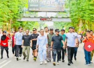 Dirut Perumda Air Makassar Beni Iskandar Meriahkan Car Free Day