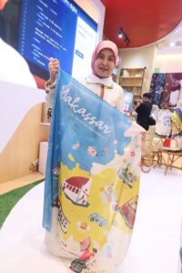 Dukung UMKM dan Budaya Lokal, Aliyah Mustika Ilham Kunjungi Booth Makassar di APEKSI