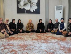 Wakil Wali Kota Makassar Aliyah Mustika Ilham Melayat ke Rumah Duka Ibunda Wakil Gubernur Sulsel