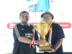 Wali Kota Makassar Buka dan Ikut Berlaga di Turnamen Golf Mayor’s Cup Semarak HUT Kota Ke-418