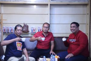Danny Pomanto Berakhir Pekan Bersama Bupati Maros, Ngopi Santai