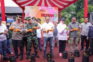Gerakan Satu Juta Polybag Dicanangkan di Lorong Wisata Makassar