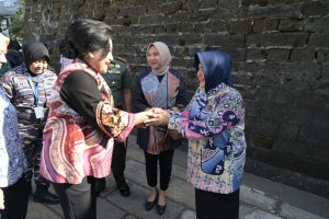 Kunjungan Ladies Program, Ketua TP PKK Makassar Sambut Istri Delegasi 36 Negara Peserta MNEK 2023