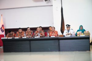 Camat Tamalate dan Lurah Maccini Sombala Ikuti Pemaparan Calon Juara Lomba Kelurahan Terpadu Tingkat Regional