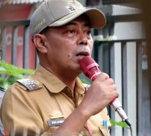 Camat Juliaman Tekankan Jajarannya Galakkan Gerakan Bersih Taman Kota