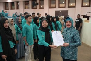Indira Yusuf Kukuhkan Pengurus PKK Remaja Kota Makassar
