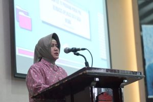 Indira Yusuf Beri Arahan Bimtek Aplikasi Data Dasawisma Kecamatan Ujung Tanah