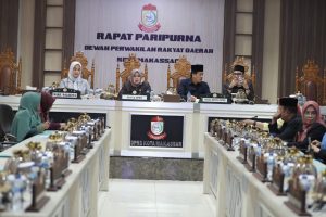 Fatmawati Paparkan Ranperda Pajak dan Retribusi Daerah