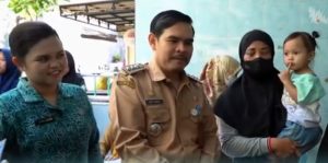 Percepat Penanganan Stunting, Camat Mamajang Tinjau Dapur Sehat di Mandala