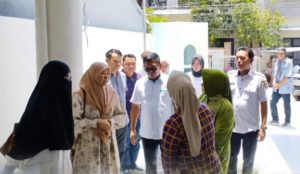 Camat Mariso Dampingi Ibu Indira Pantau Finalisasi Sekolah PAUD