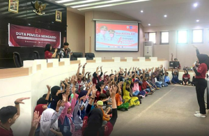 Momentum Sumpah Pemuda, Duta Pemuda dan Dispora Kota Makassar Adakan Aksi Peduli Anak Jalanan