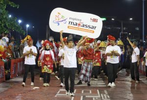 Dispar Makassar Promosi Kota Makan Enak di Karnaval HUT Makassar