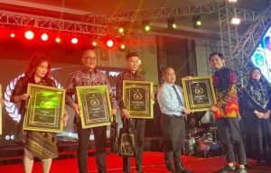 Selamat! Ini Pembayar Pajak Terbesar di Kota Makassar Tahun 2023, Diberi Penghargaan Bapenda Makassar