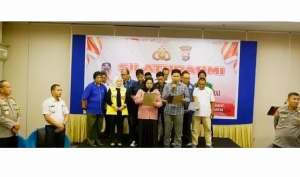 Polrestabes Makassar-Kecamatan Ujung Pandang Deklarasi Pemilu Damai