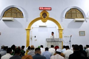 Ceramah Singkat di Subuh Pertama Ramadan 1445 Hijriah, Danny Pomanto Ingatkan Peran Jagai Anakta’