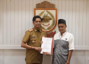Warga Hibahkan Tanahnya Ke Pemkot Makassar, PJ Sekda : Terimakasih, Tanah Ini Bermanfaat Bagi Masyarakat Umum