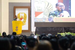 Hadiri Perayaan Natal Klasis Makassar, Danny Pomanto: Mari Sambut Natal dengan Banyak Harapan