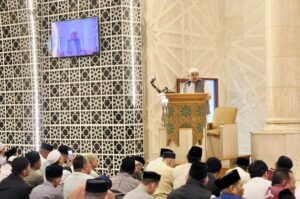 Salat Subuh Berjemaah di Masjid Raya, Munafri Arifuddin Tegaskan Pemkot Makassar Siap Dukung Kegiatan Masjid