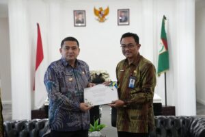 BKKBN Sulsel Serahkan DIPA 2026 dan Bahas Harganas 2025 dengan Wali Kota Makassar
