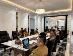 Tim Monev Puji Diskominfo Makassar Saat Ikuti Uji KIP