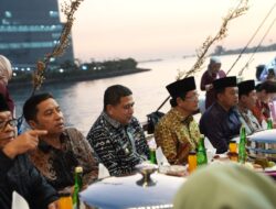 Pemkot Makassar Jamu Menag RI dan Rombongan, Menikmati Sunset di Pantai Losari