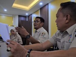 Direksi Baru Perumda Pasar Makassar Raya Sukses Setor Dividen Rp1,3 Miliar